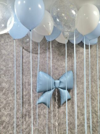 Шары с дождиком и голубой бант